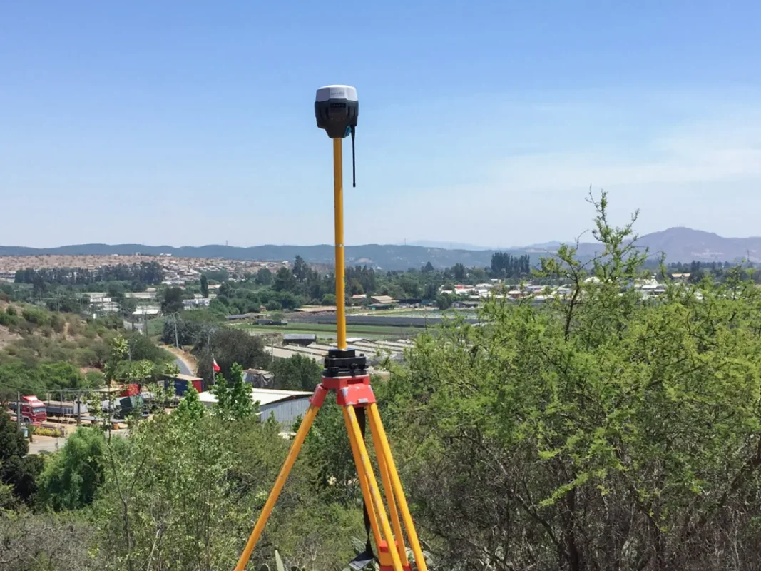 Land Surveying Equipments